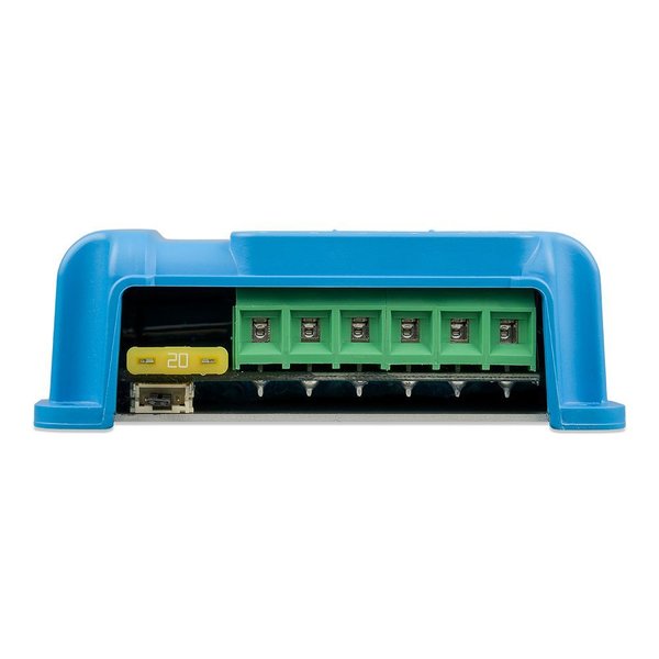 Der Victron Smartsolar 75/15 MPPT Solar Laderegler von Victron Energy bietet zuverlässiges Laden für 12V und 24V Batterien mit einem maximalen Ladestrom von 15A. Die Smart Version ist mit integriertem Bluetooth ausgestattet, was die Verwendung eines zusätzlichen Bluetooth-Dongels überflüssig macht. Dank der drahtlosen Steuerung über Apple- und Android-Geräte ermöglicht das integrierte Bluetooth eine bequeme Einrichtung, Überwachung und Aktualisierung des Ladereglers.